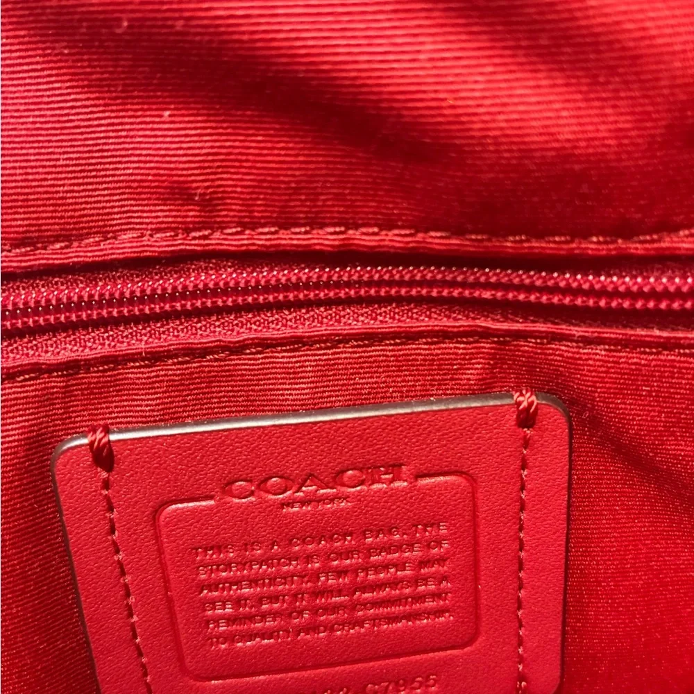 PreOwned Authentic Coach Red Leather Purse - Picture 11 of 12